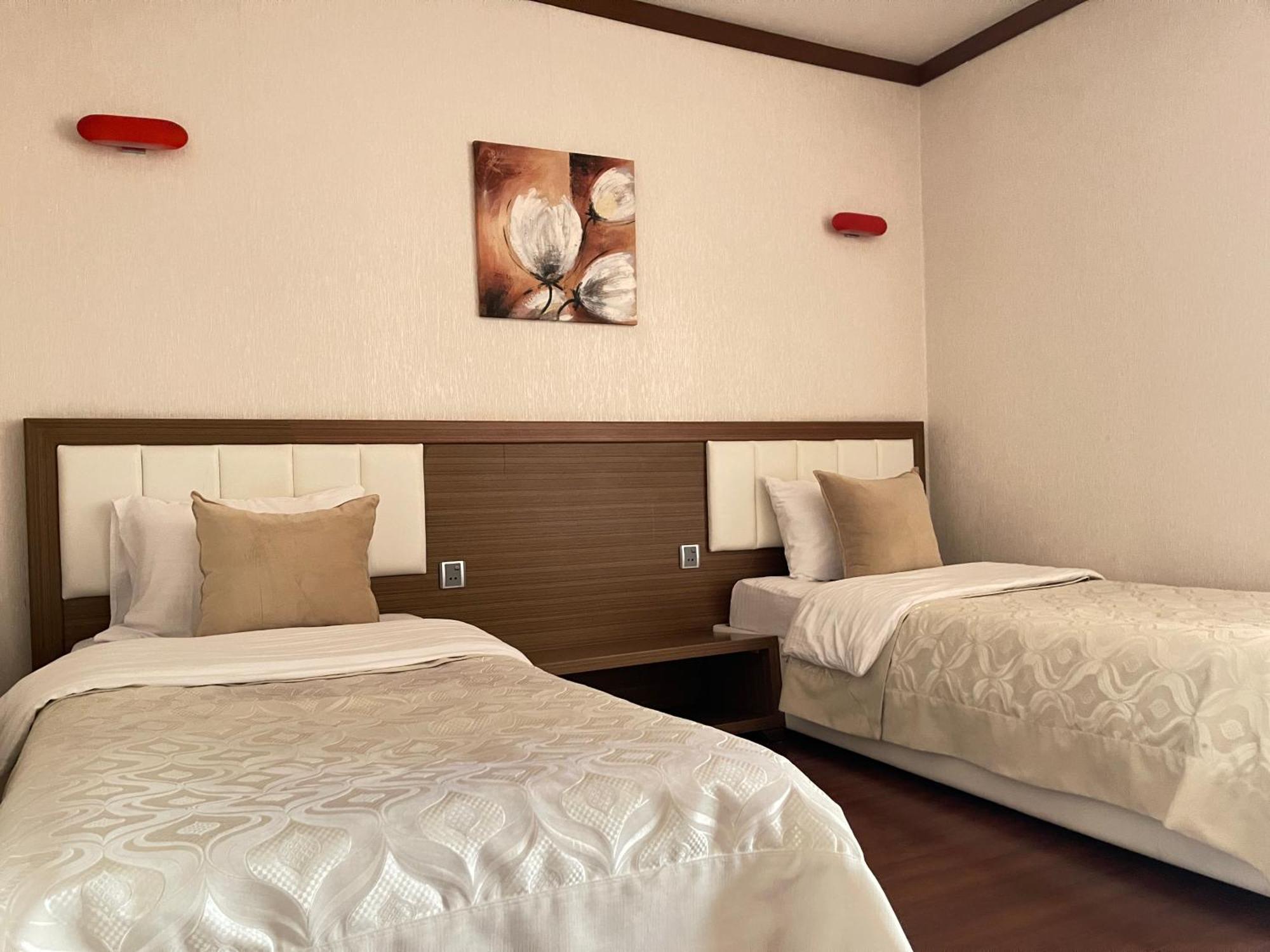 Ladera Resort Qusar Room photo